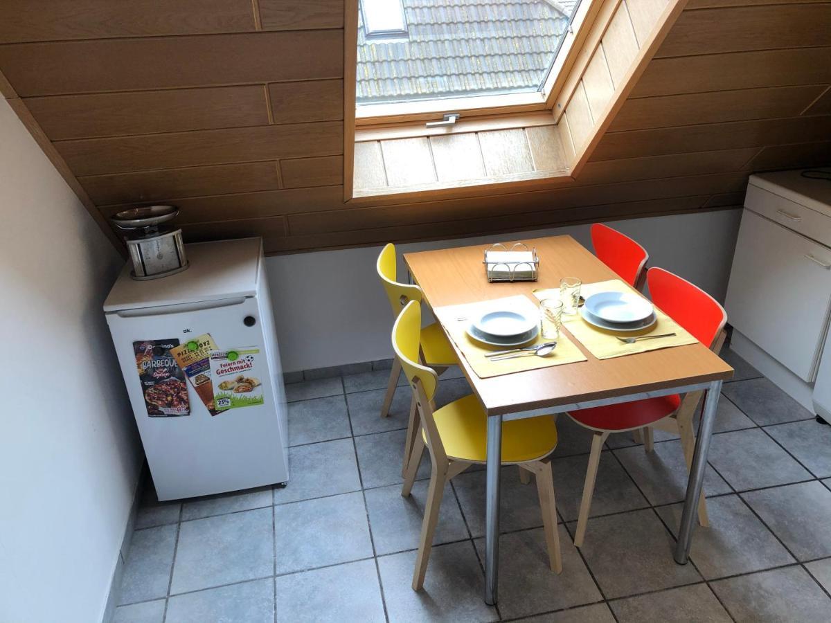 Monteur - Privat Zimmer Langerwehe Geich Exteriör bild